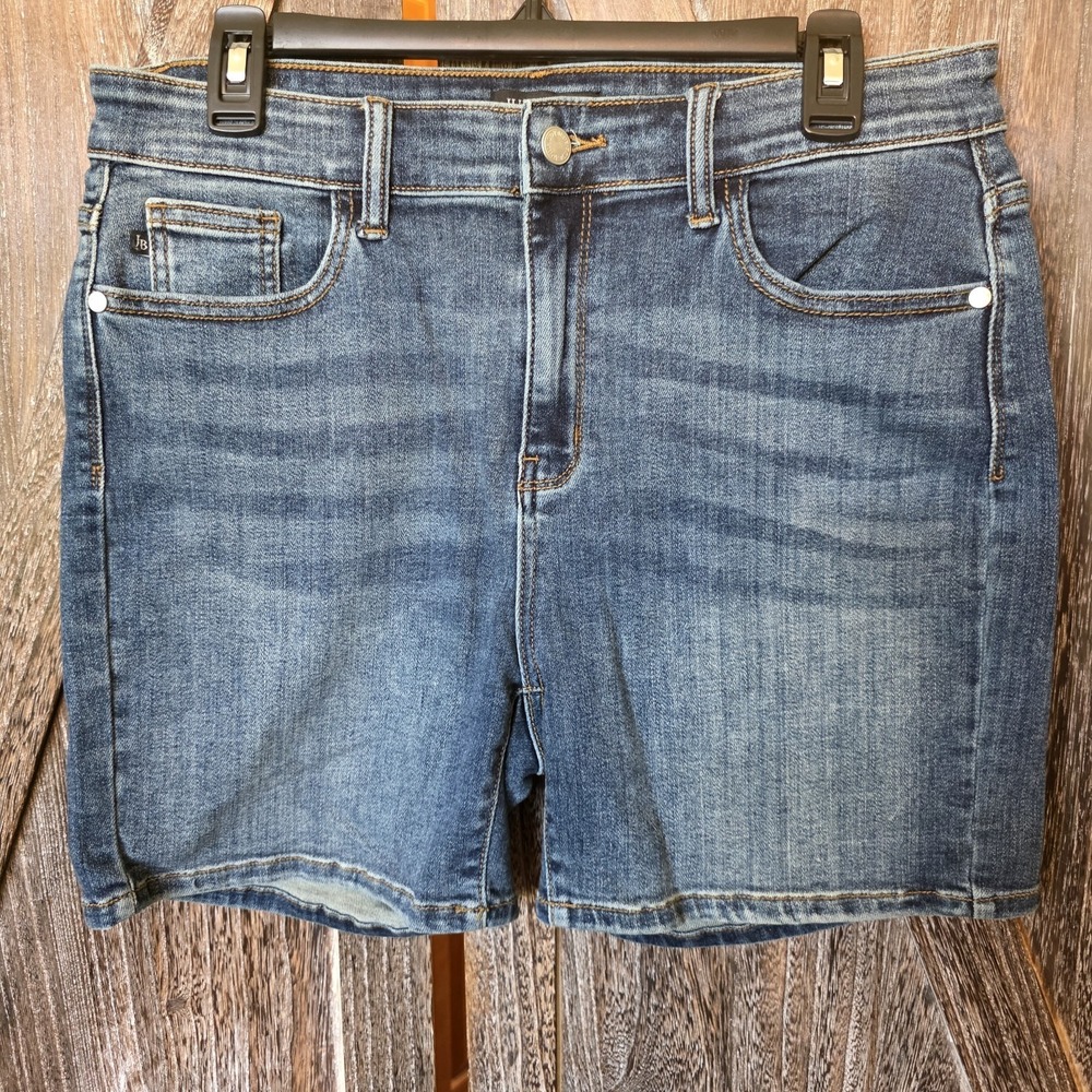 Judy Blue Shorts Womens Size XL Medium Wash Stretch 5" Inseam Casual Jean Shorts